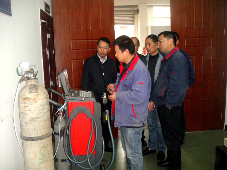 Ê¡ÁªºÏ»áÁìµ¼ÔÚ·§Ãżì²âÖÐÐÄÊÓ²ì